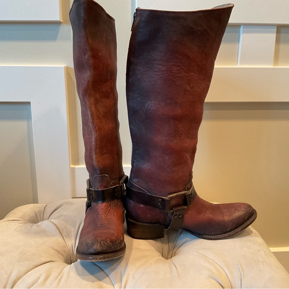 Freebird Philly 9 burgundy leather boot
